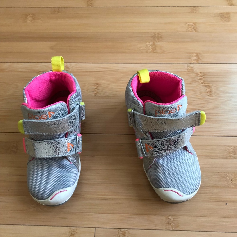 PLAE maxi toddler girl shoes size US8